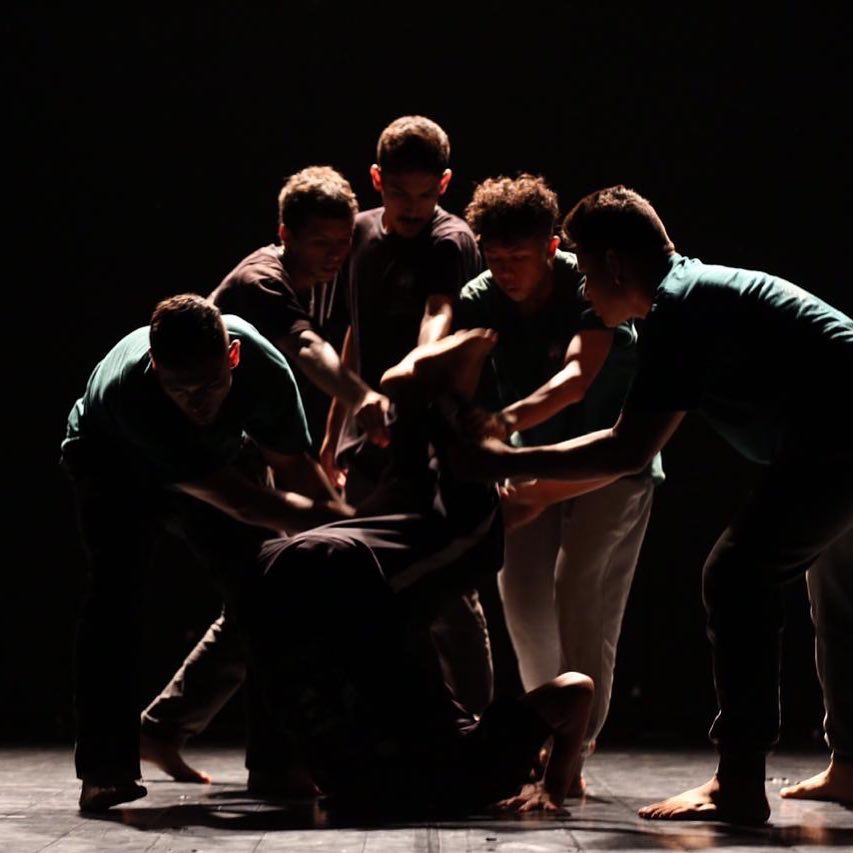 Apresentação em espetáculo